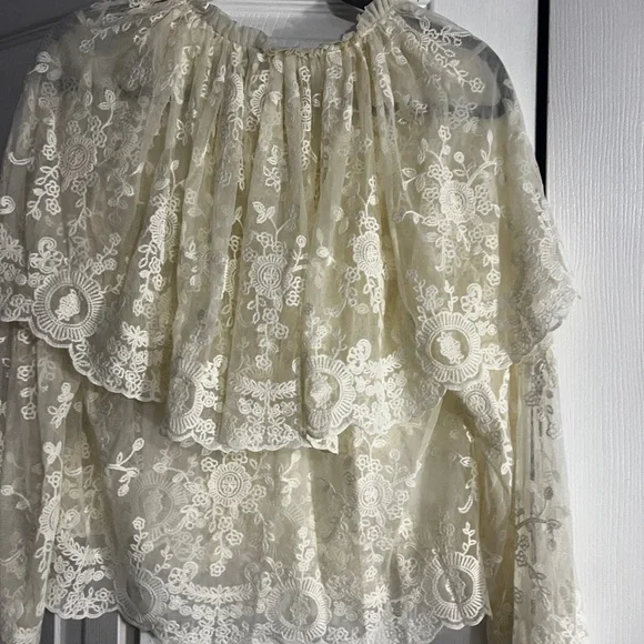 House of Harlow 1960 Cream Lace Overlay Blouse - Picture 13 of 14